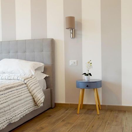 Minerva Rooms Pavia Dış mekan fotoğraf