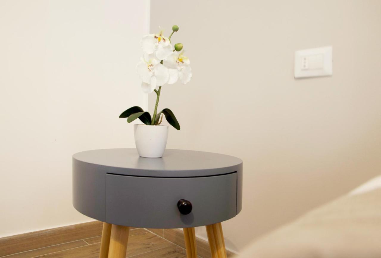Minerva Rooms Pavia Dış mekan fotoğraf