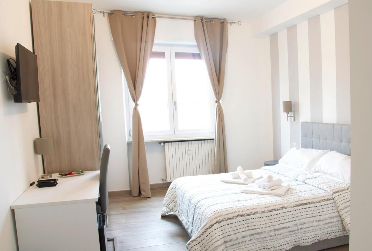 Minerva Rooms Pavia Dış mekan fotoğraf